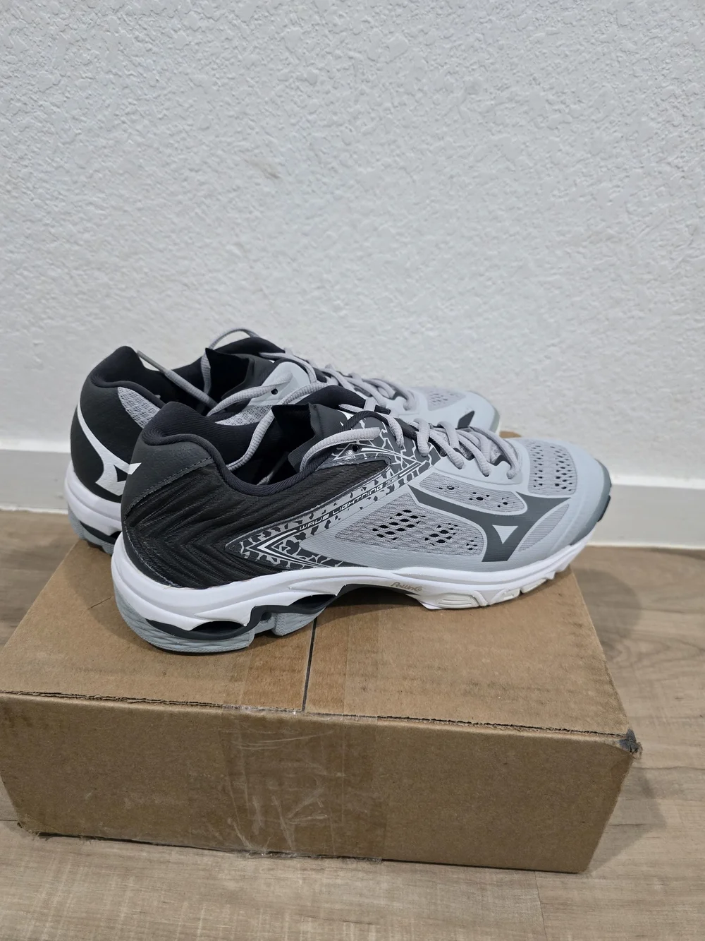 Mizuno Men's Wave Runner Athletic Sneakers in Light Gray and Dark Gray